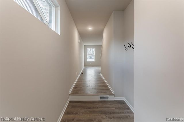 25025 Fairgrove Street, Woodhaven, MI 48183