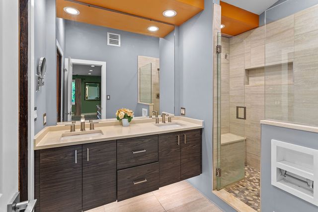 2100 59th Streets, Downers Grove, IL 60516