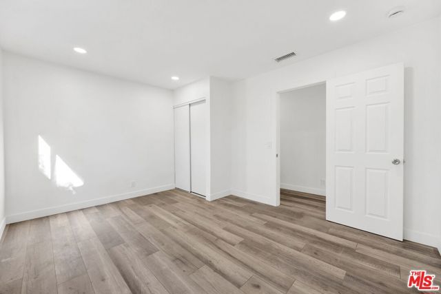 1213 Thompson Avenue, Glendale, CA 91201