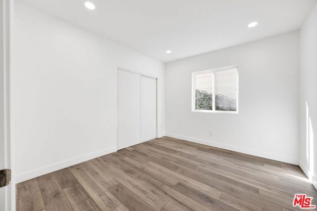 1213 Thompson Avenue, Glendale, CA 91201