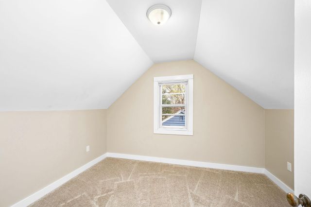 409 Jefferson Avenue S, Hopkins, MN 55343