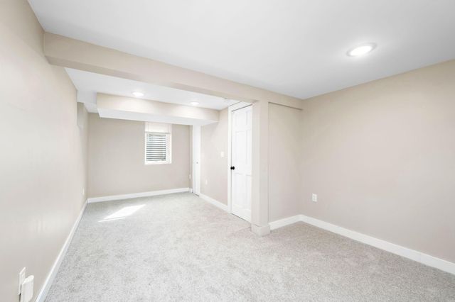 409 Jefferson Avenue S, Hopkins, MN 55343