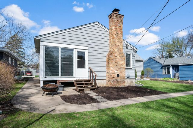 409 Jefferson Avenue S, Hopkins, MN 55343