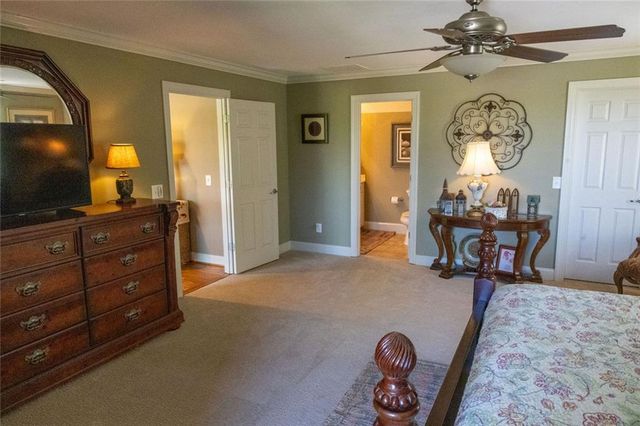 5725 Riley Road, Cumming, GA 30028