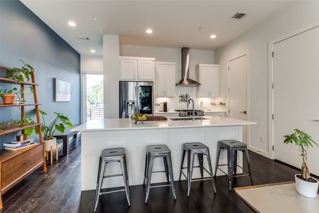 4626 Munger Avenue 202, Dallas, TX 75204