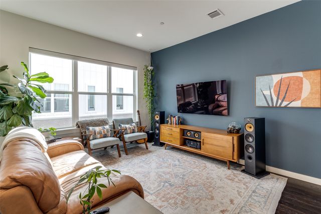 4626 Munger Avenue 202, Dallas, TX 75204
