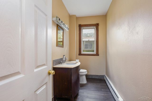 2015 S Washington Street, Saginaw, MI 48601