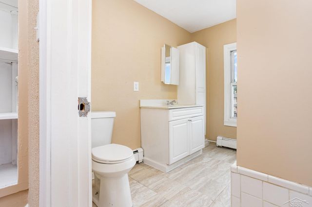 2015 S Washington Street, Saginaw, MI 48601