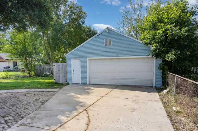 2015 S Washington Street, Saginaw, MI 48601