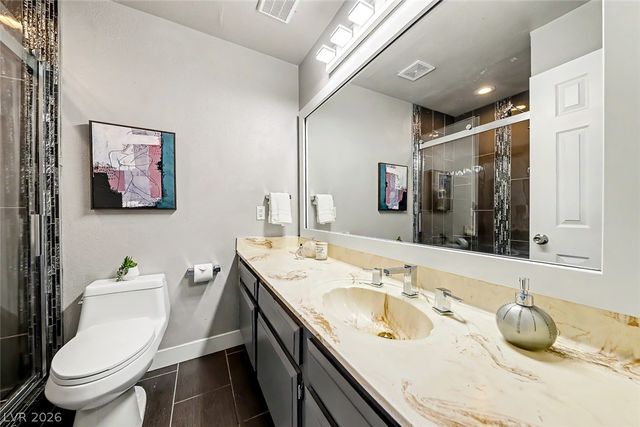 572 Willow Green Drive, Las Vegas, NV 89169