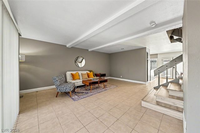 572 Willow Green Drive, Las Vegas, NV 89169