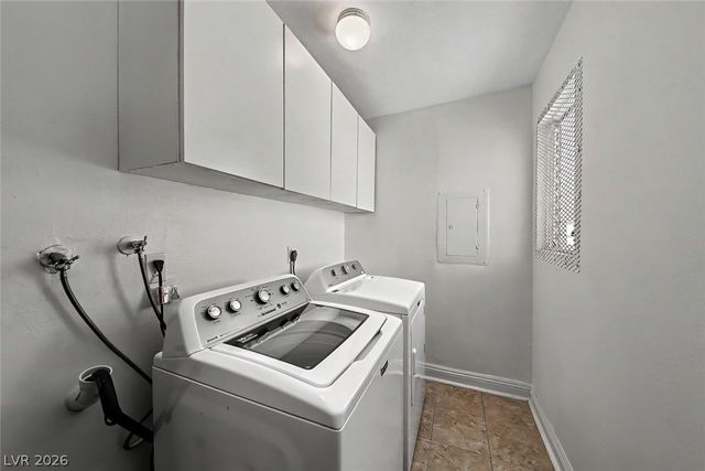572 Willow Green Drive, Las Vegas, NV 89169