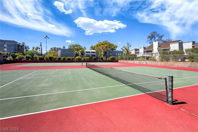 572 Willow Green Drive, Las Vegas, NV 89169