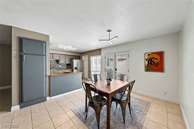 572 Willow Green Drive, Las Vegas, NV 89169