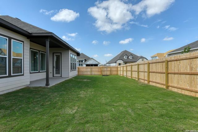 12911 Horseback Pl, Schertz, TX 78154