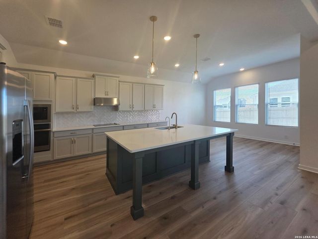 12911 Horseback Pl, Schertz, TX 78154