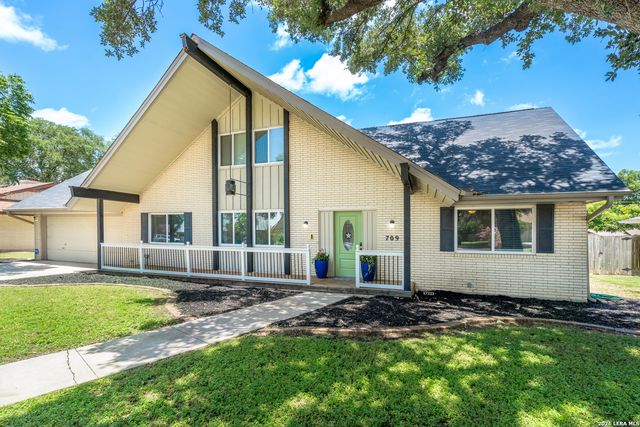 709 BALFOUR DR, Windcrest, TX 78239