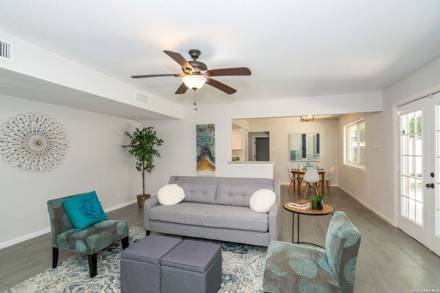 709 BALFOUR DR, Windcrest, TX 78239