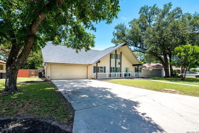 709 BALFOUR DR, Windcrest, TX 78239