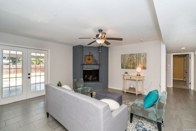 709 BALFOUR DR, Windcrest, TX 78239
