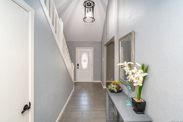 709 BALFOUR DR, Windcrest, TX 78239