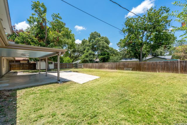 709 BALFOUR DR, Windcrest, TX 78239