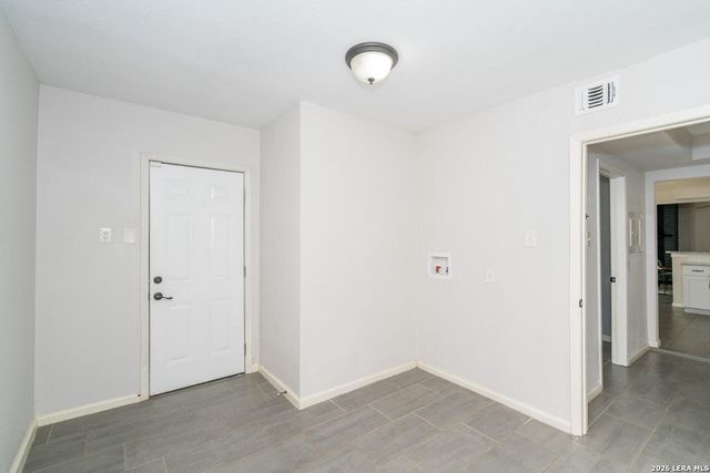 709 BALFOUR DR, Windcrest, TX 78239