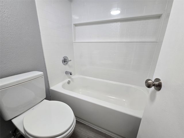 5216 Kemp Drive, Arlington, TX 76018