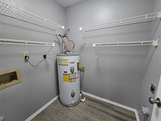 5216 Kemp Drive, Arlington, TX 76018