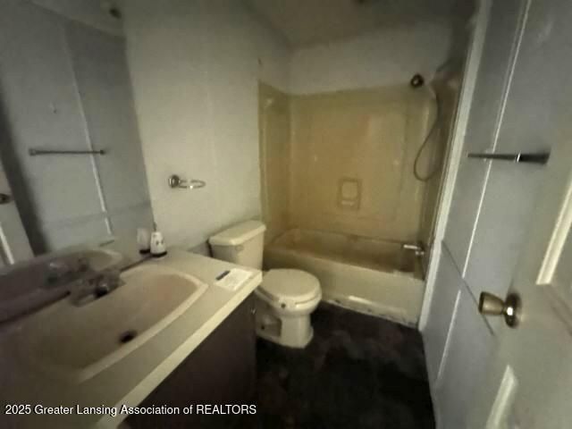 14095 Woodbury Road, Haslett, MI 48840