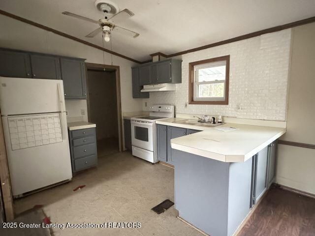 14095 Woodbury Road, Haslett, MI 48840