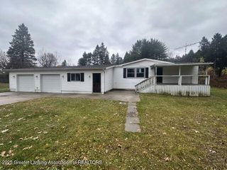 14095 Woodbury Road, Haslett, MI 48840