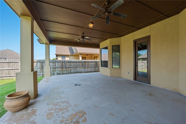 15613 Wood Brook, College Station, TX 77845