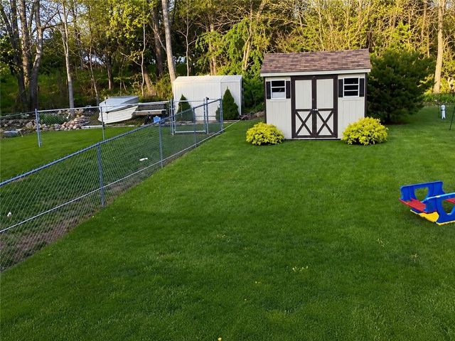 302 Ridgeview Drive, Alburtis Boro, PA 18011