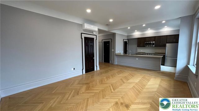 214 Spring Garden Street 3A, Easton, PA 18042