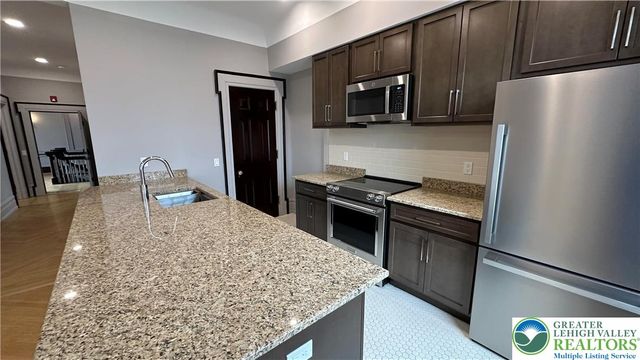 214 Spring Garden Street 3A, Easton, PA 18042