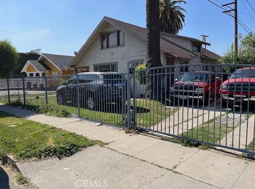 436 W 76th, Los Angeles, CA 90003
