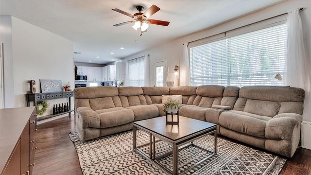 20703 Emerald Spruce Ct, Kingwood, TX 77346