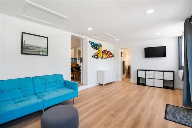 4090 PELICAN SHORES CIRCLE, Englewood, FL 34223