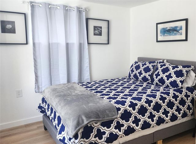 4090 PELICAN SHORES CIRCLE, Englewood, FL 34223