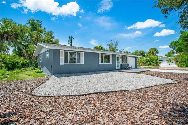 4090 PELICAN SHORES CIRCLE, Englewood, FL 34223