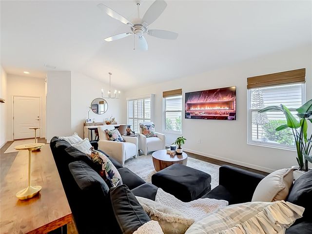 6231 ATKINSON LANE, The Villages, FL 32163