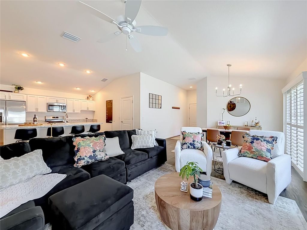 6231 ATKINSON LANE, The Villages, FL 32163