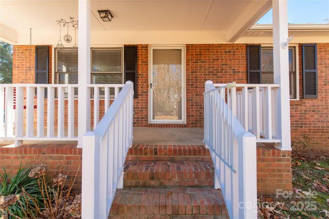 1513 University Drive, Lancaster, SC 29720