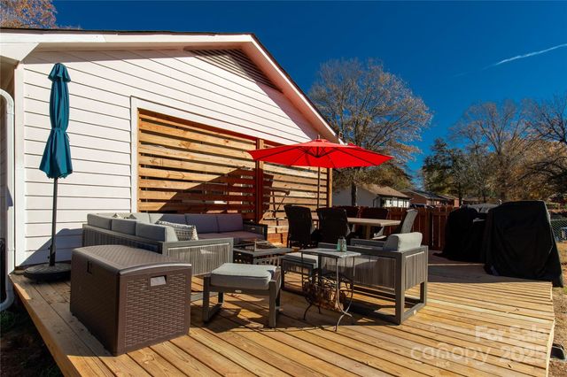 1513 University Drive, Lancaster, SC 29720