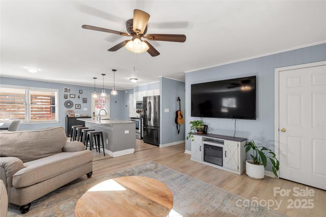 1513 University Drive, Lancaster, SC 29720