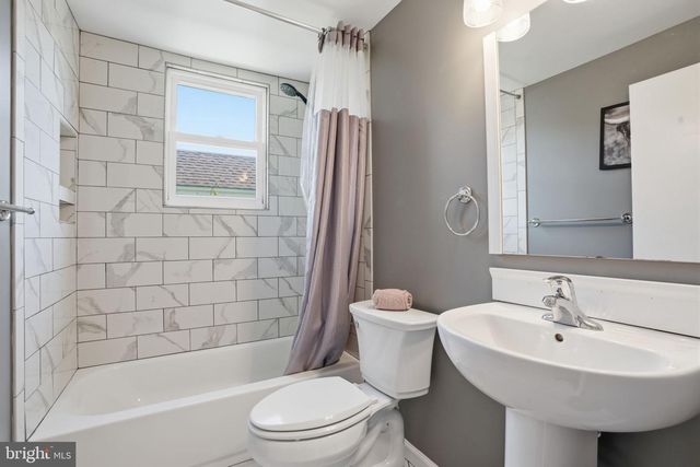 1026 POPLAR ST, Lansdale, PA 19446