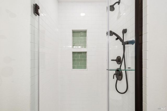 212 Sylvia Way, San Rafael, CA 94903