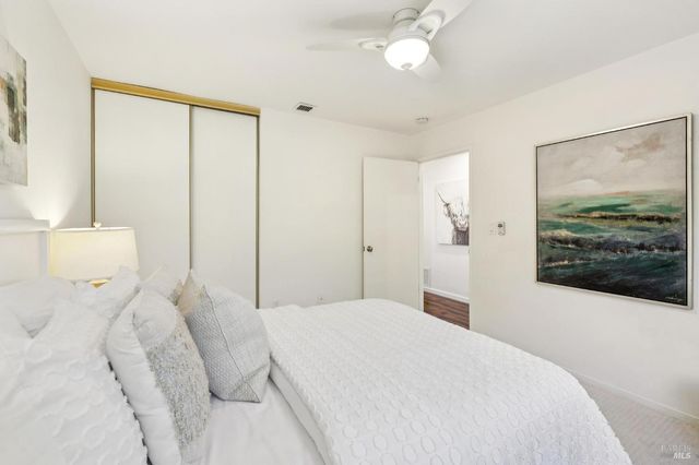 212 Sylvia Way, San Rafael, CA 94903