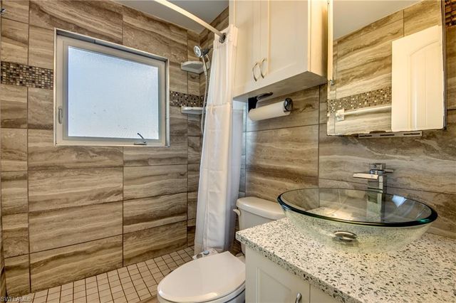 11443 Flint LN, Bokeelia, FL 33922